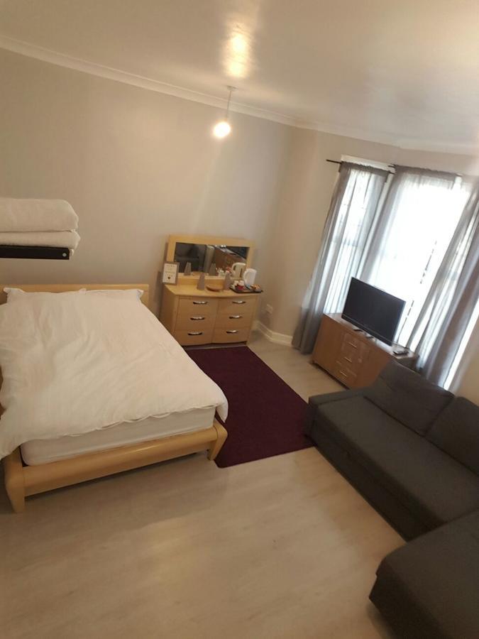 Guest house Upton Park
