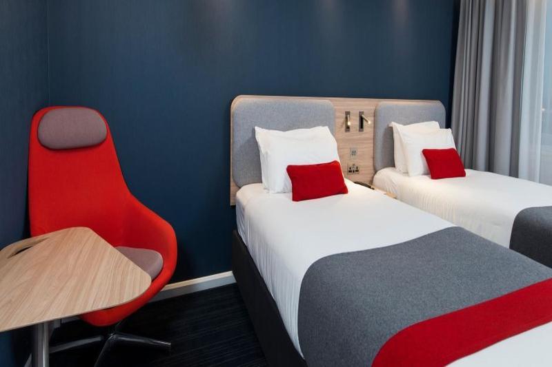 Express London-hammersmith By Ihg Hotel