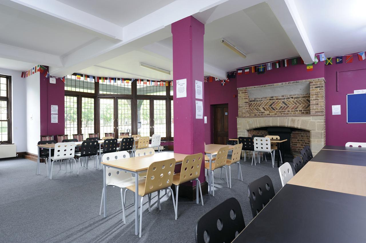 Apartment Platt Hall London