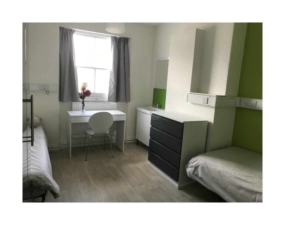 Hostel Leinster House