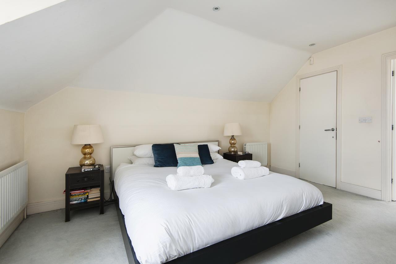 Lovely Putney Family By The Thames Apartment London