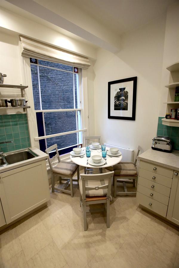 Gorgeous In Kensington Olympia Apartment