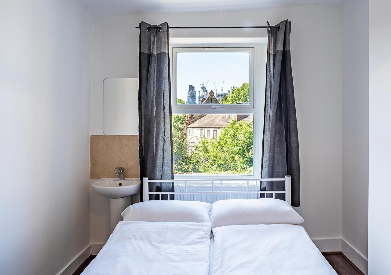 Guest house Eastend Beds 2*