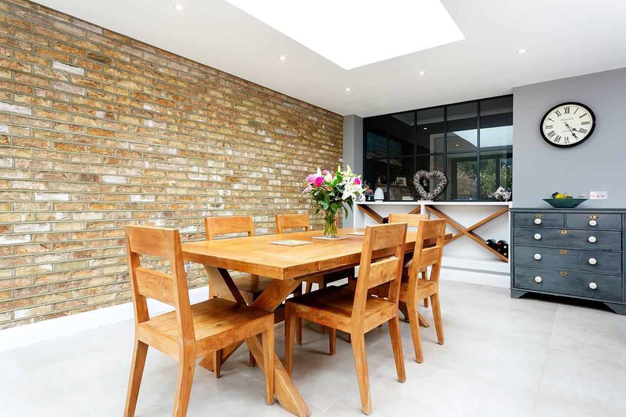 Feriehus Veeve - Bespoke Wimbledon Retreat London