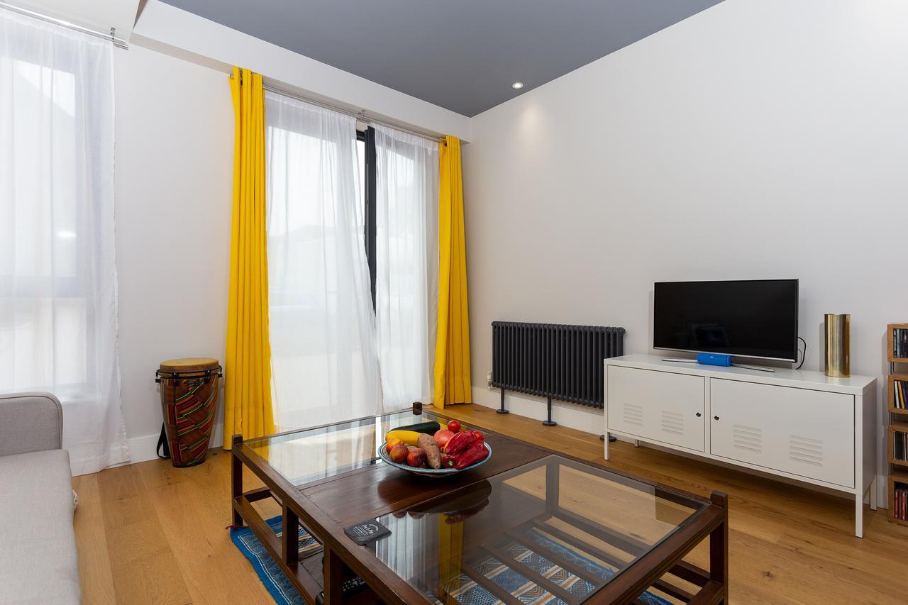 1 Bedroom Converted Warehouse In Stoke Newington London