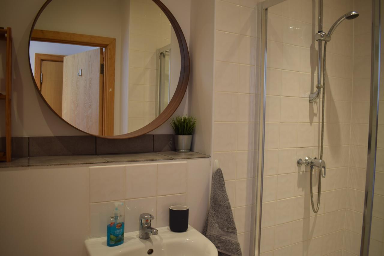 Apartment Modern 2 Bedroom Next To Olympic Park *