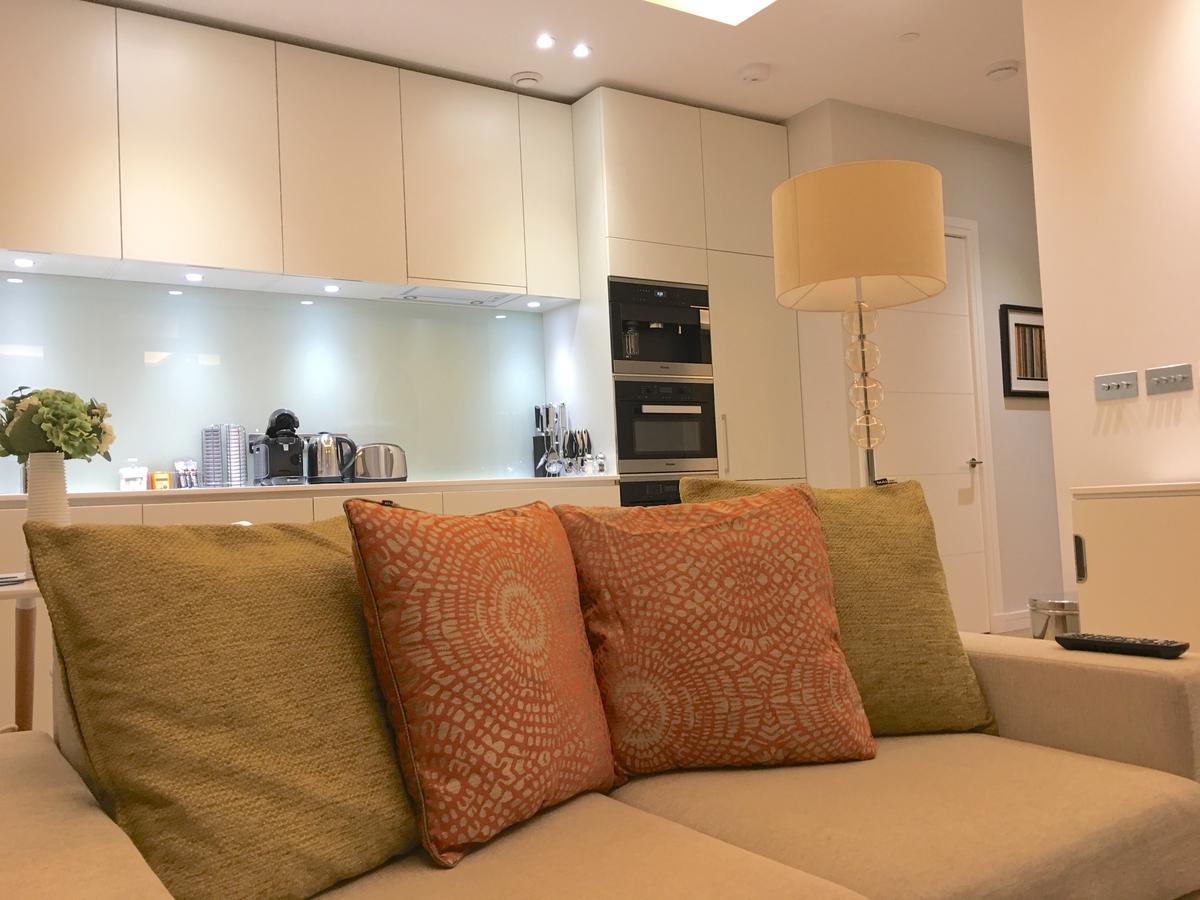 Trafalgar Luxury Apartment *