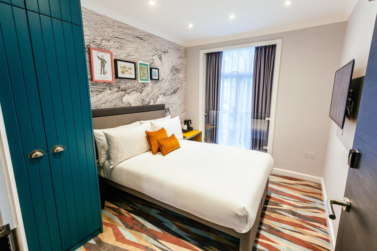 Hotell Oliver Plaza 4*
