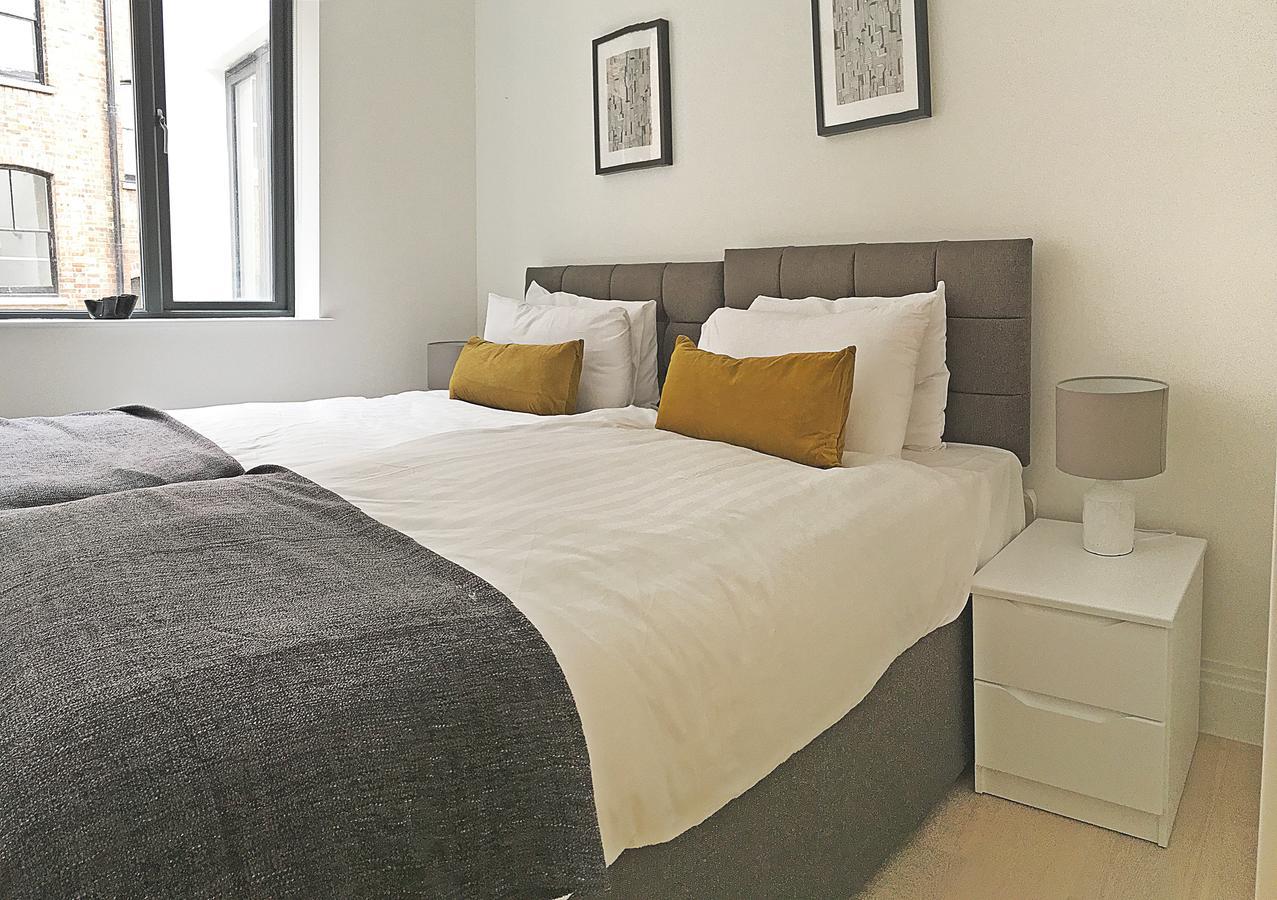 Oxford Circus Apartment