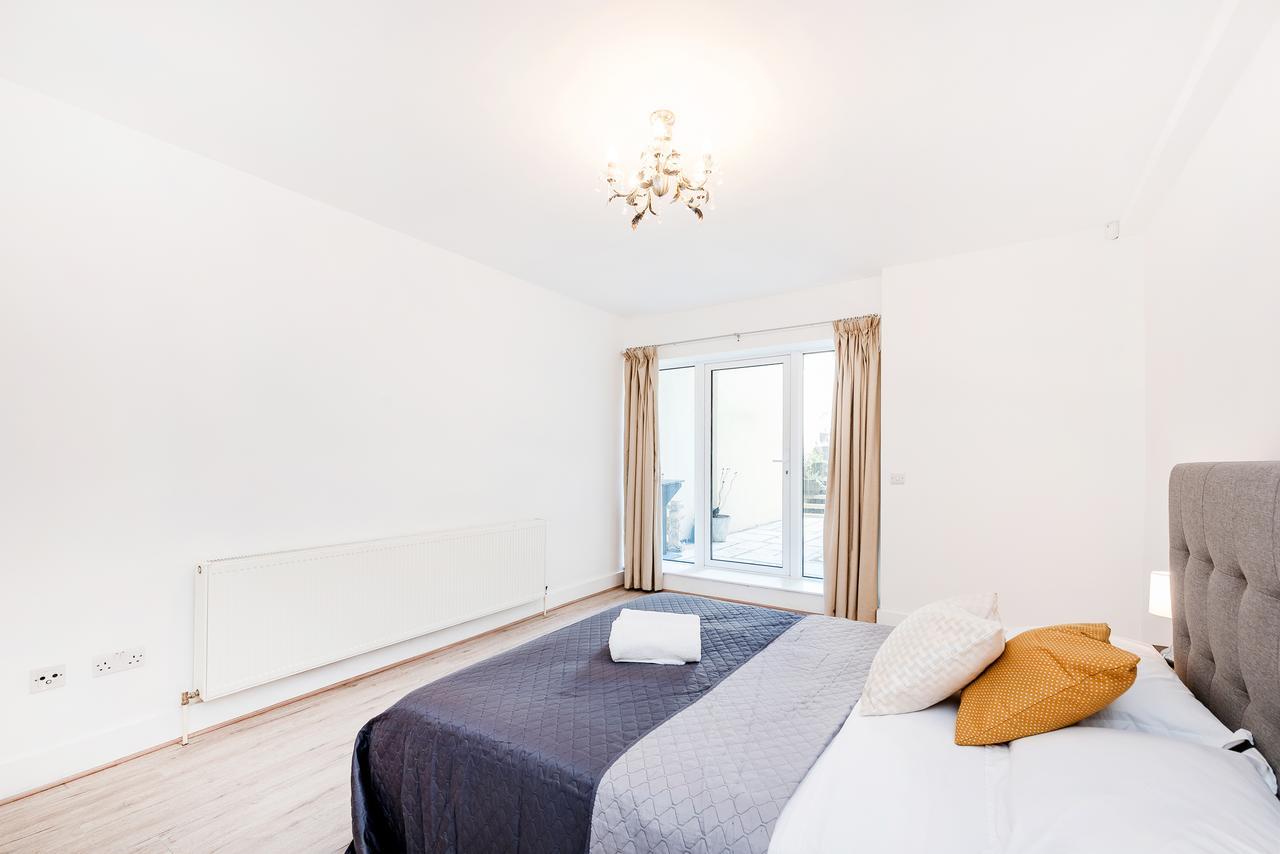 Apartment Concept Living Kensington London