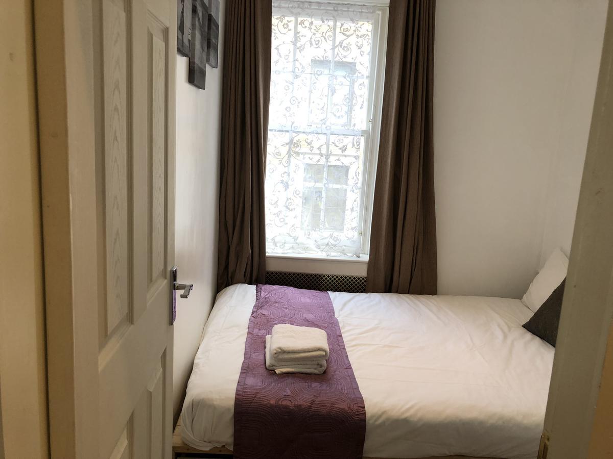 Piccadilly Circus Apartment London