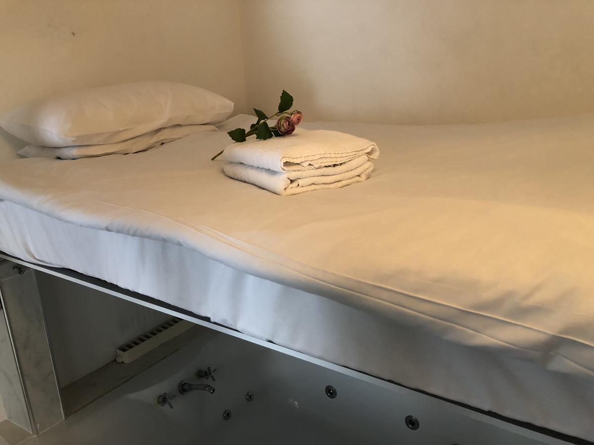 Piccadilly Circus Apartment London
