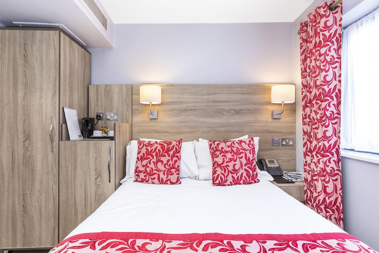 Shepherds Bush Hotel London