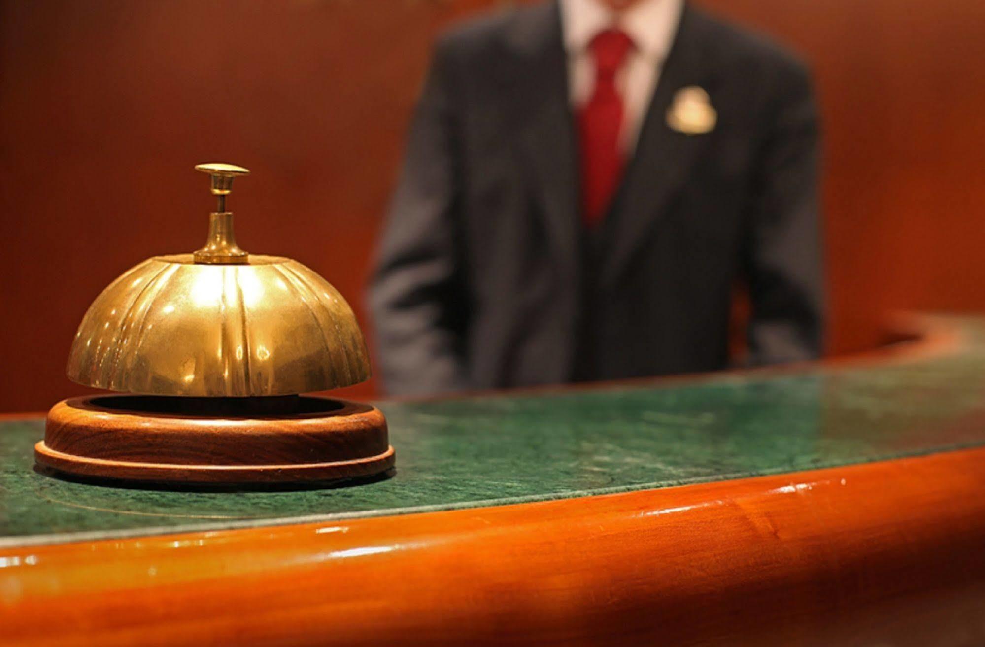 Hotel Golden Star Hotel London