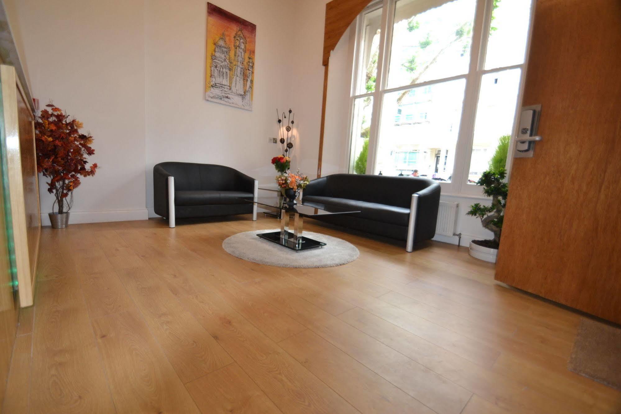 Hyde Park Appartement *