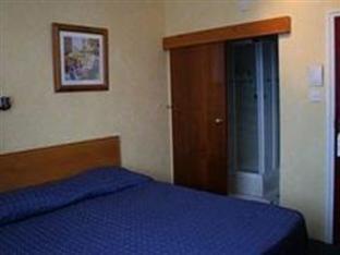 Hotell Adria 3*