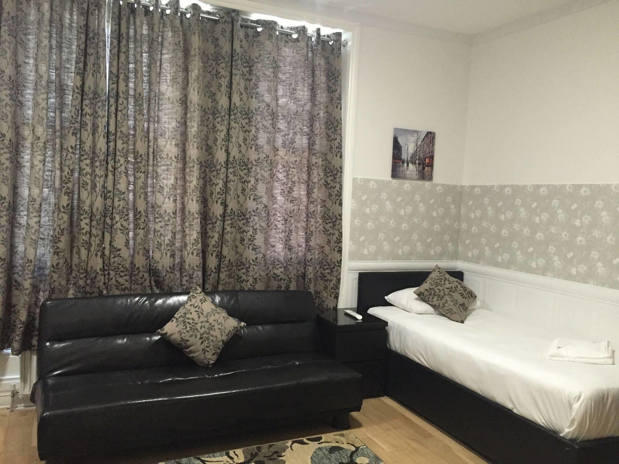 Paddington Apartment