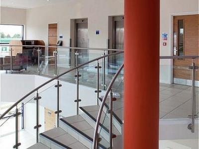 Express - Newbury Park, An Ihg London
