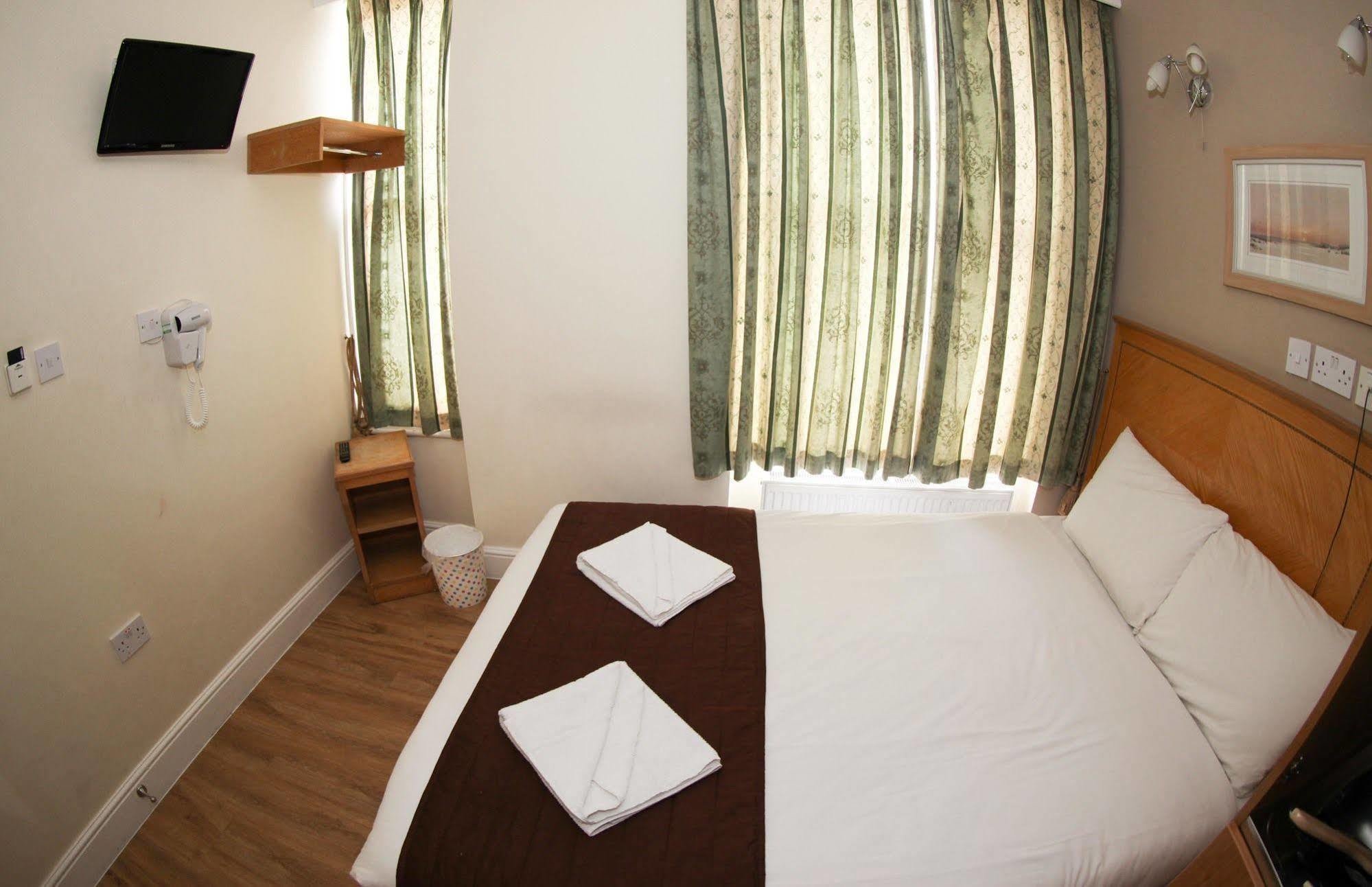 Kensington Gasthof 3*