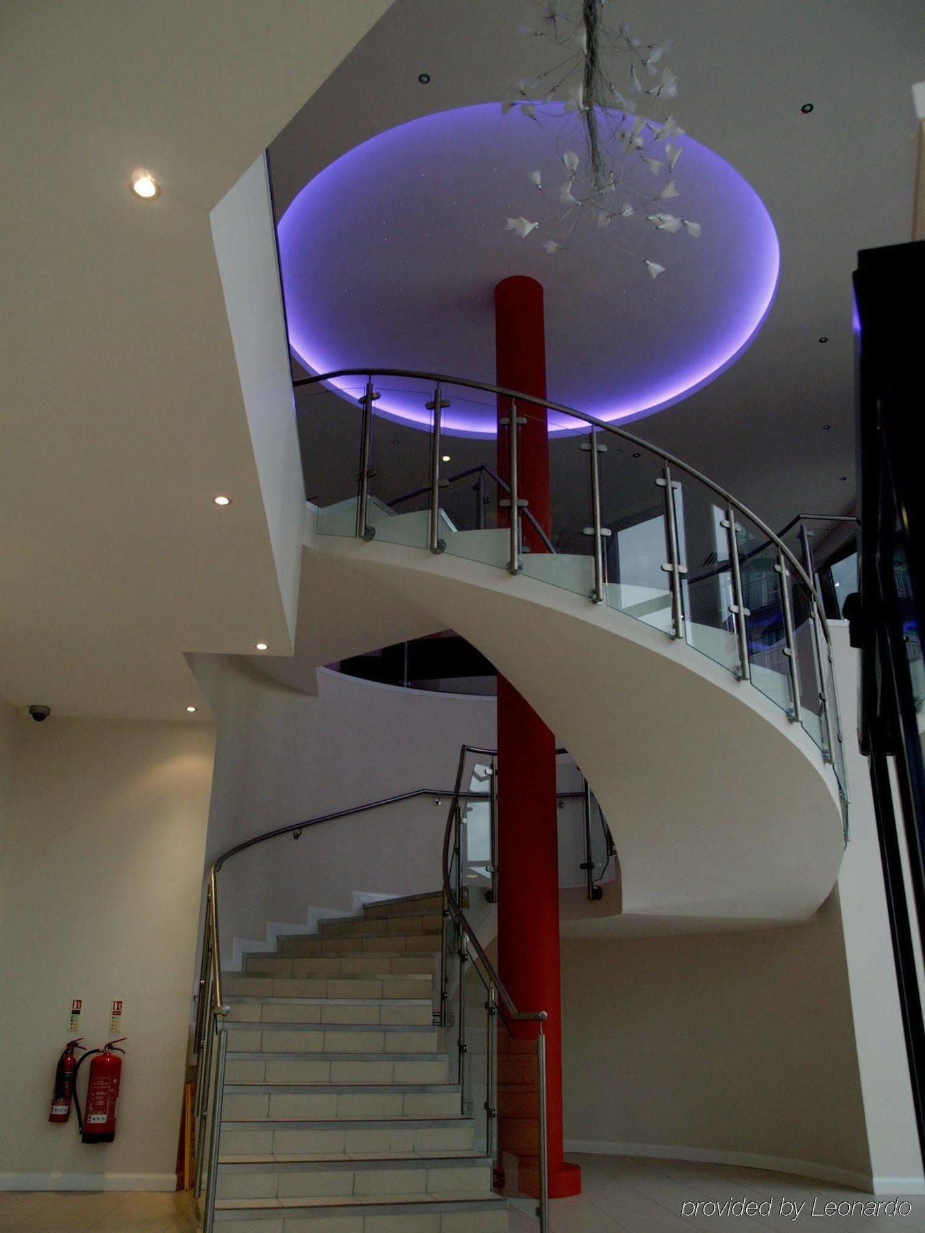 Hotel Express - Newbury Park, An Ihg London