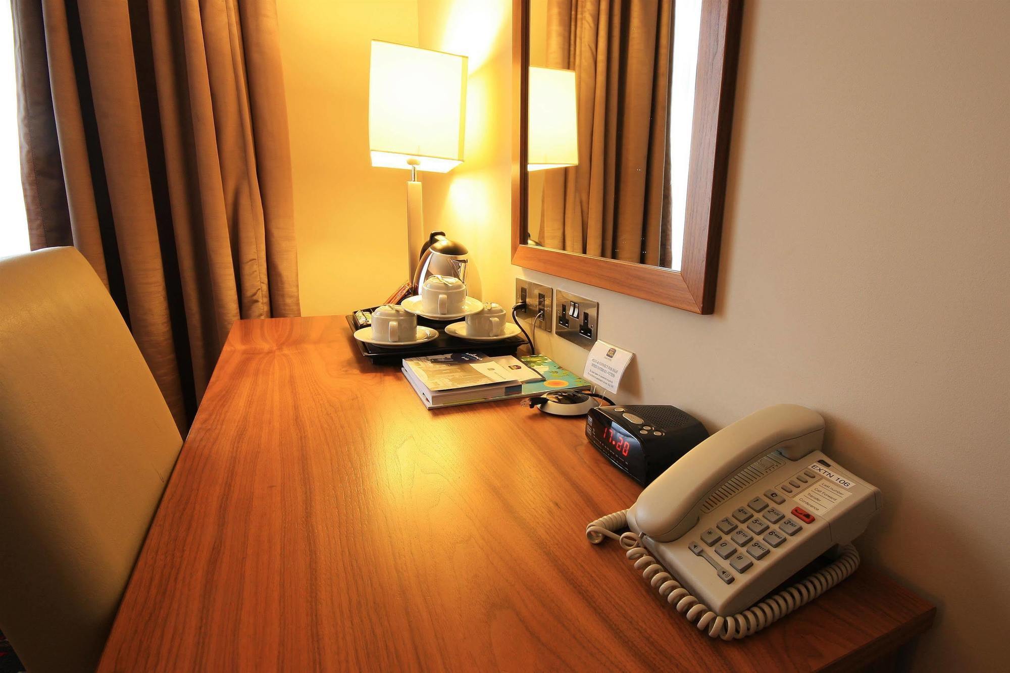 Hotell Western Palm 4*