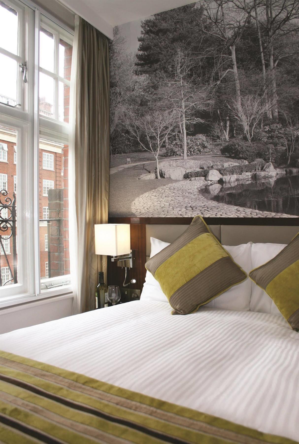 Seraphine Kensington Olympia London