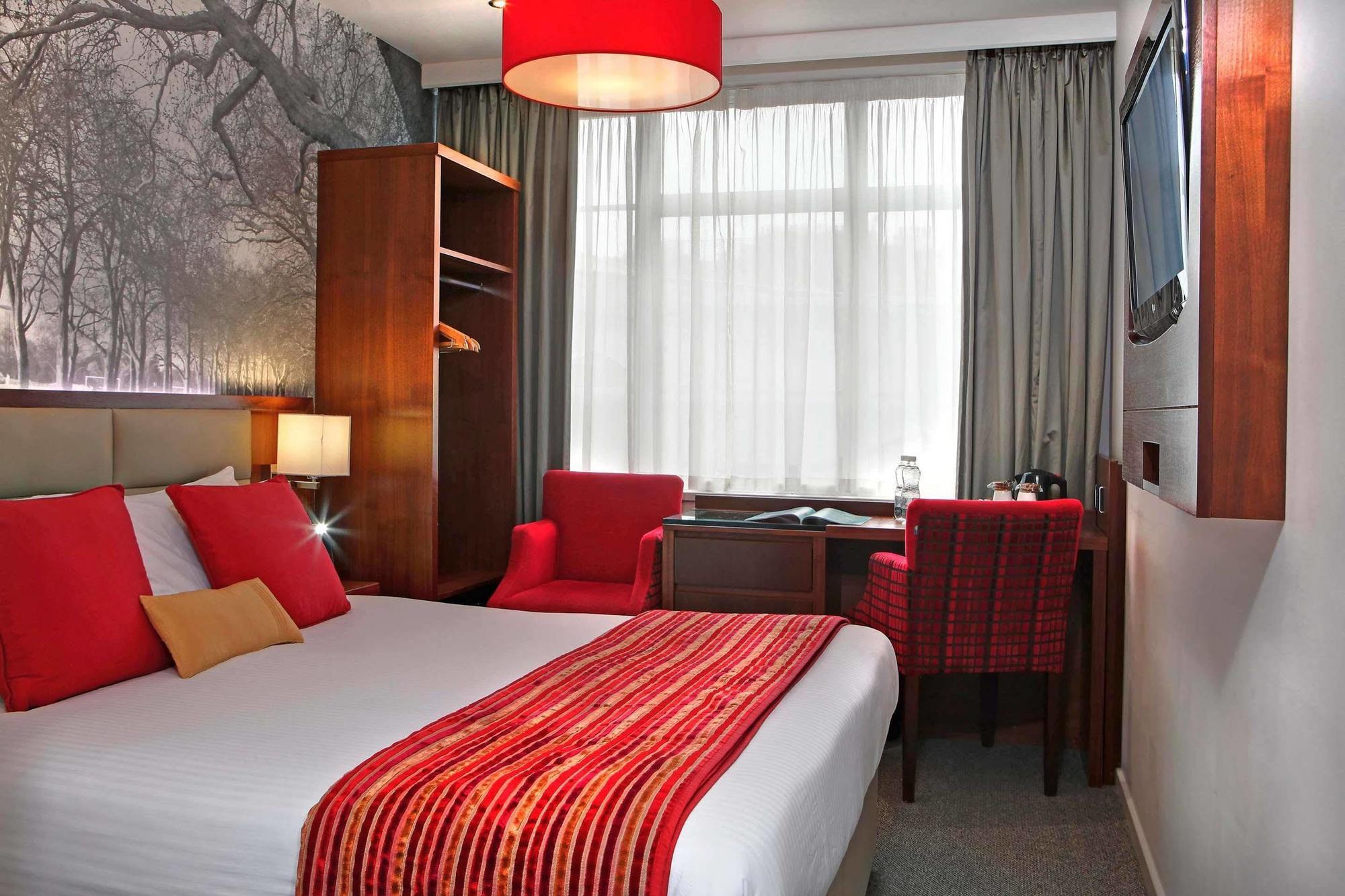 Seraphine Kensington Olympia 4* London