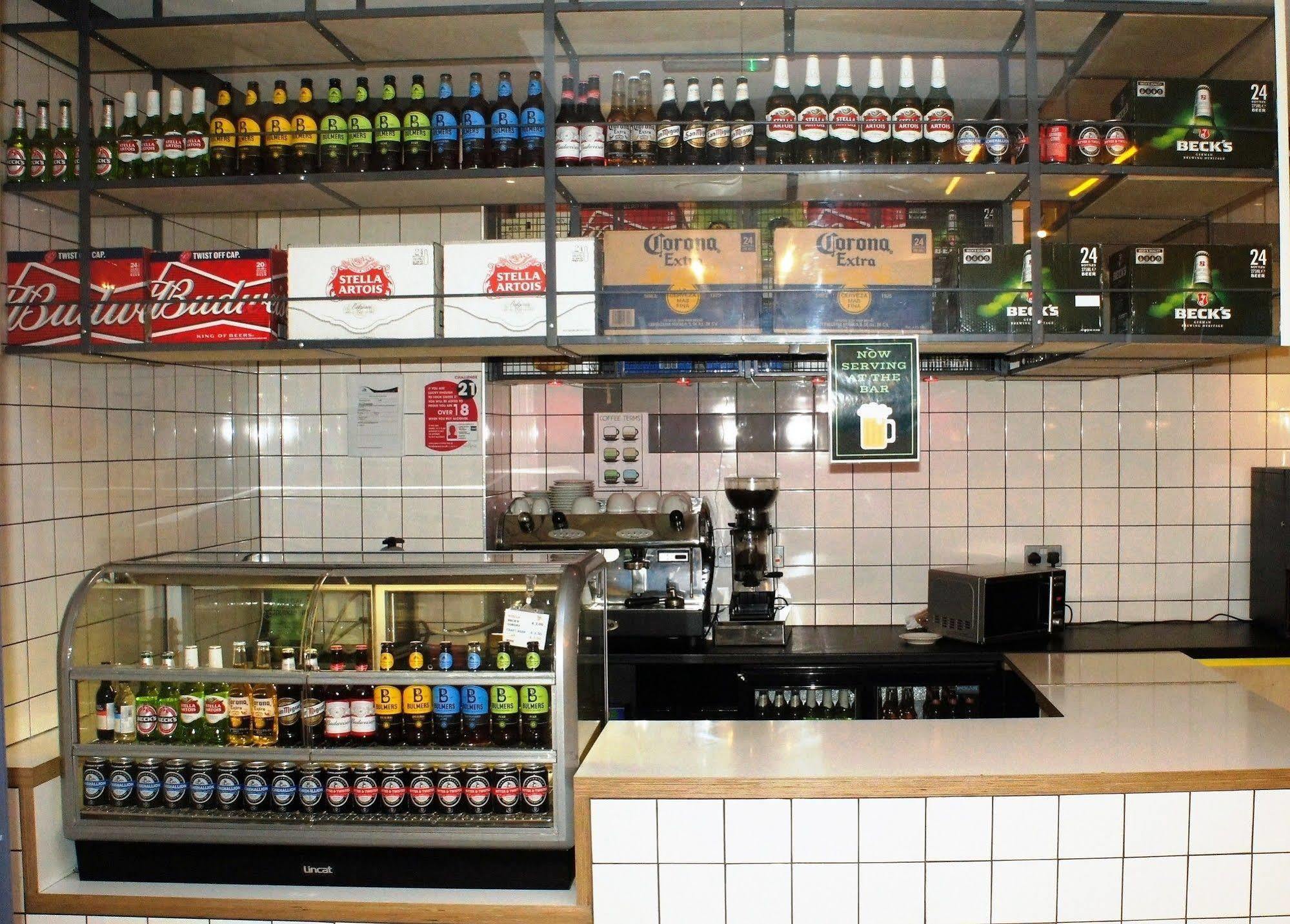 Hostal Via Limehouse