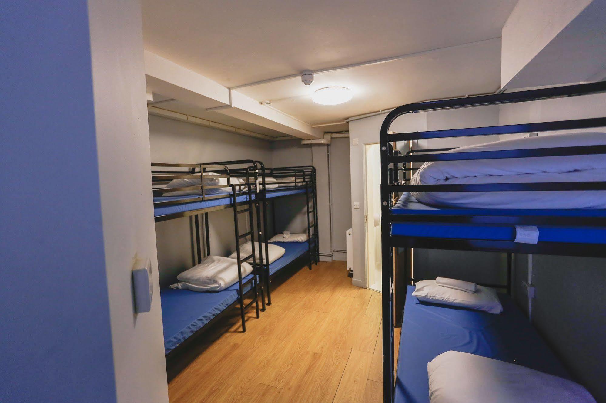 Via Limehouse Hostal *