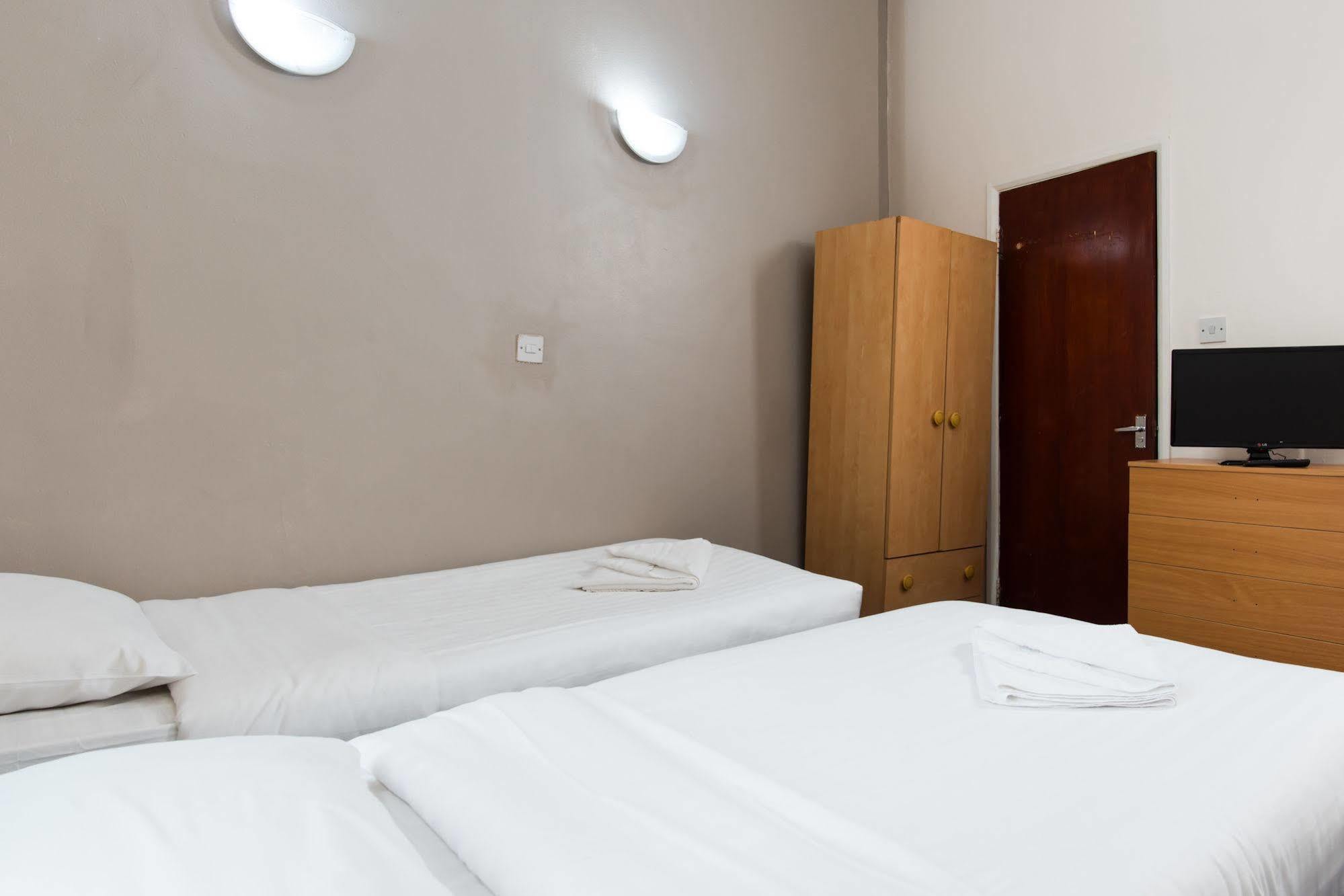 Hotel Aquarius London