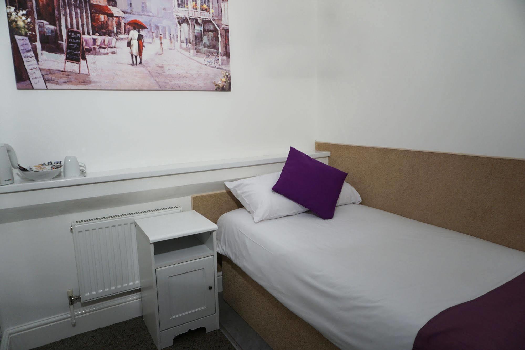 Hotel Bridge 3*