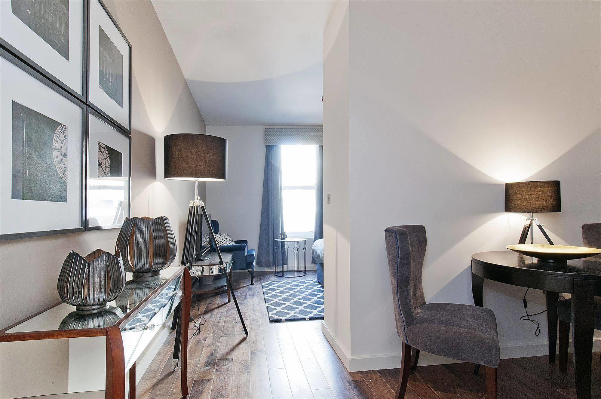 Native Monument Apartment *