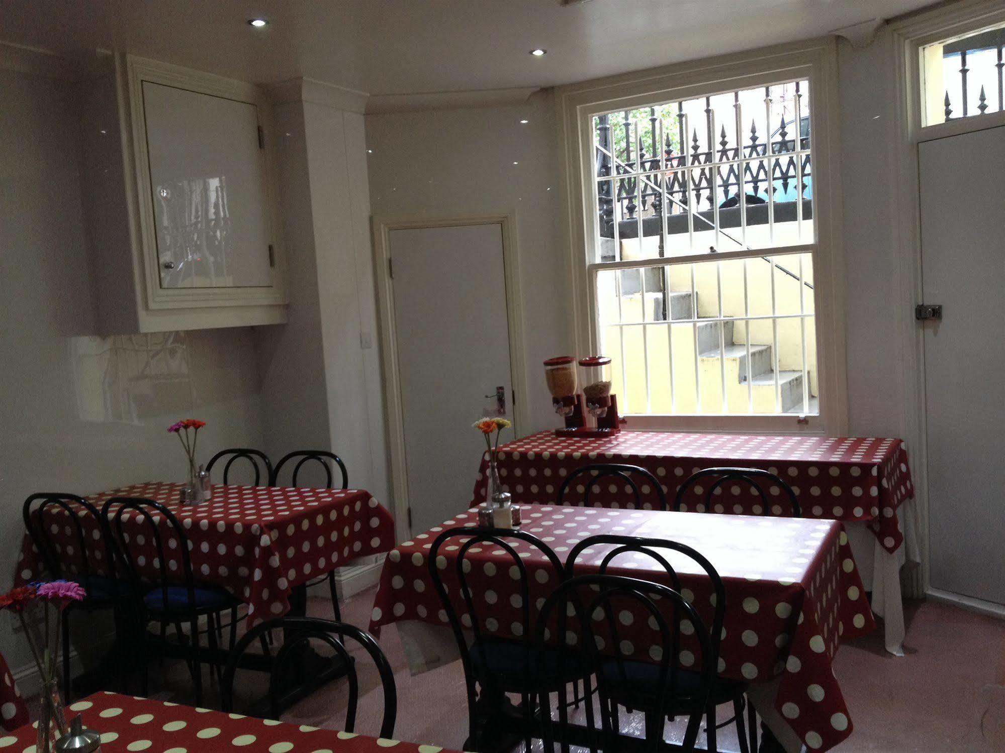 Lord Kensington 3* London