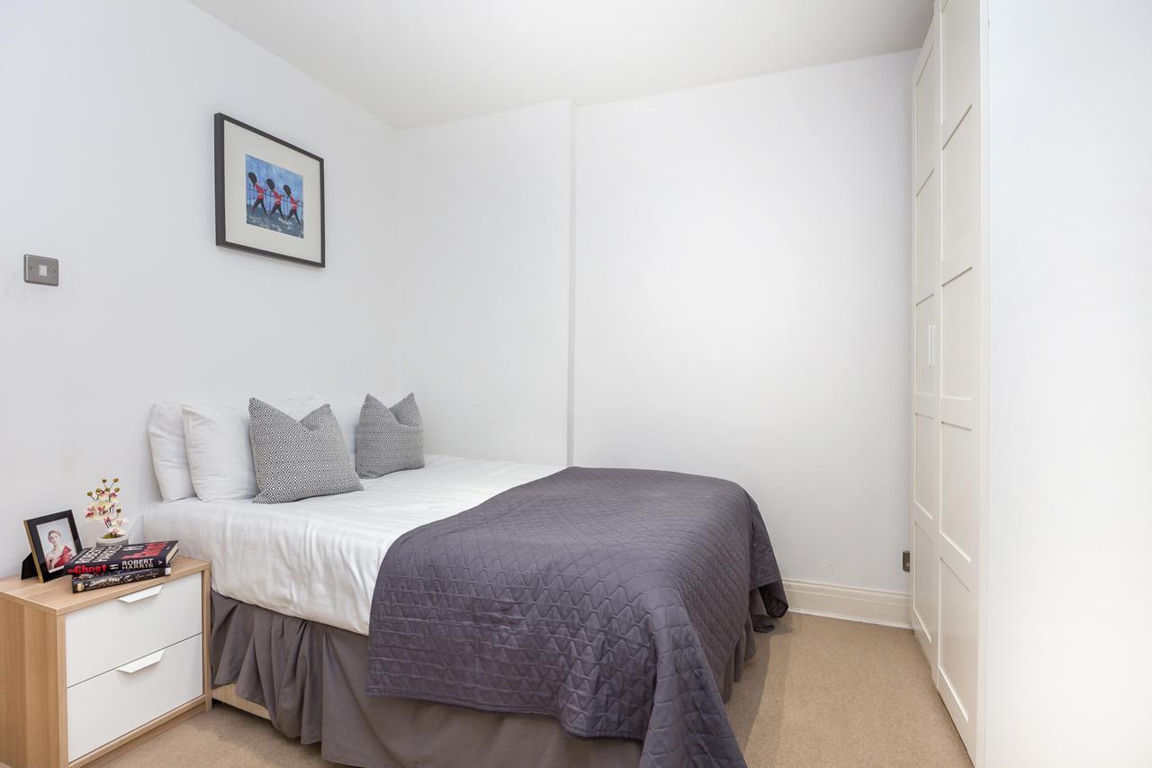 Urban Chic - Nassau Apartment London