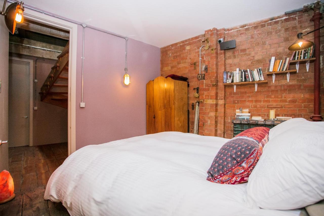 1000+ Square Foot Loft In Former Factory Apartment