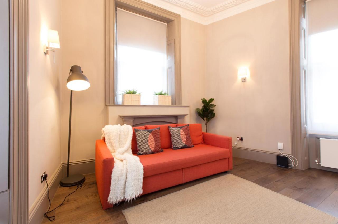 Apartment Emperors Gate By Allo Housing