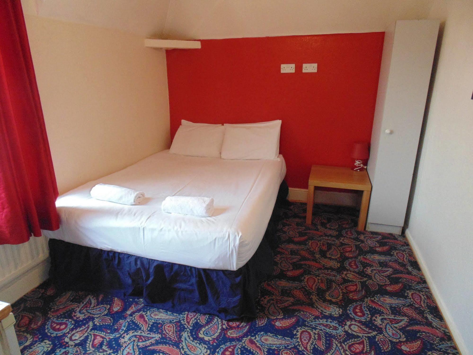 Travel Hotel