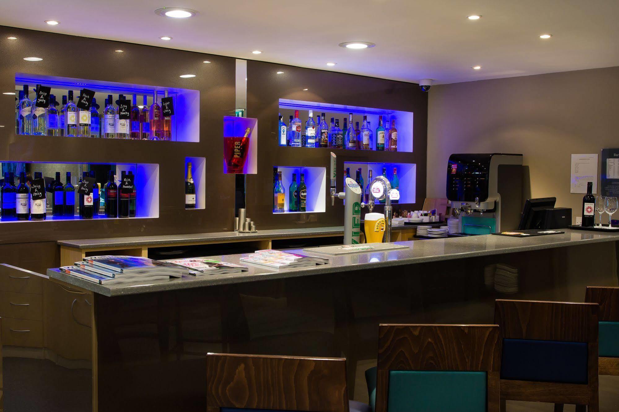 Express Earls Court By Ihg Hotell