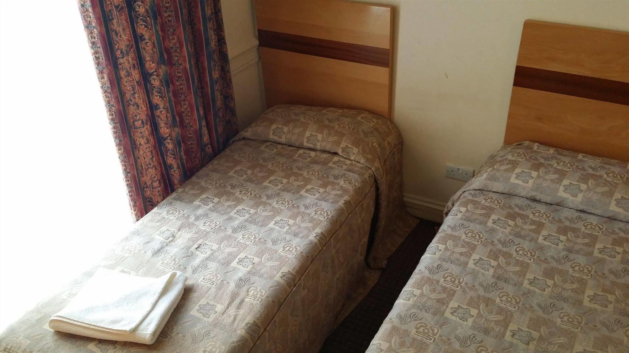 Hotel Palace Court