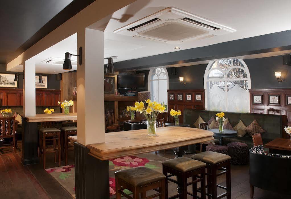Coach & Horses 3*