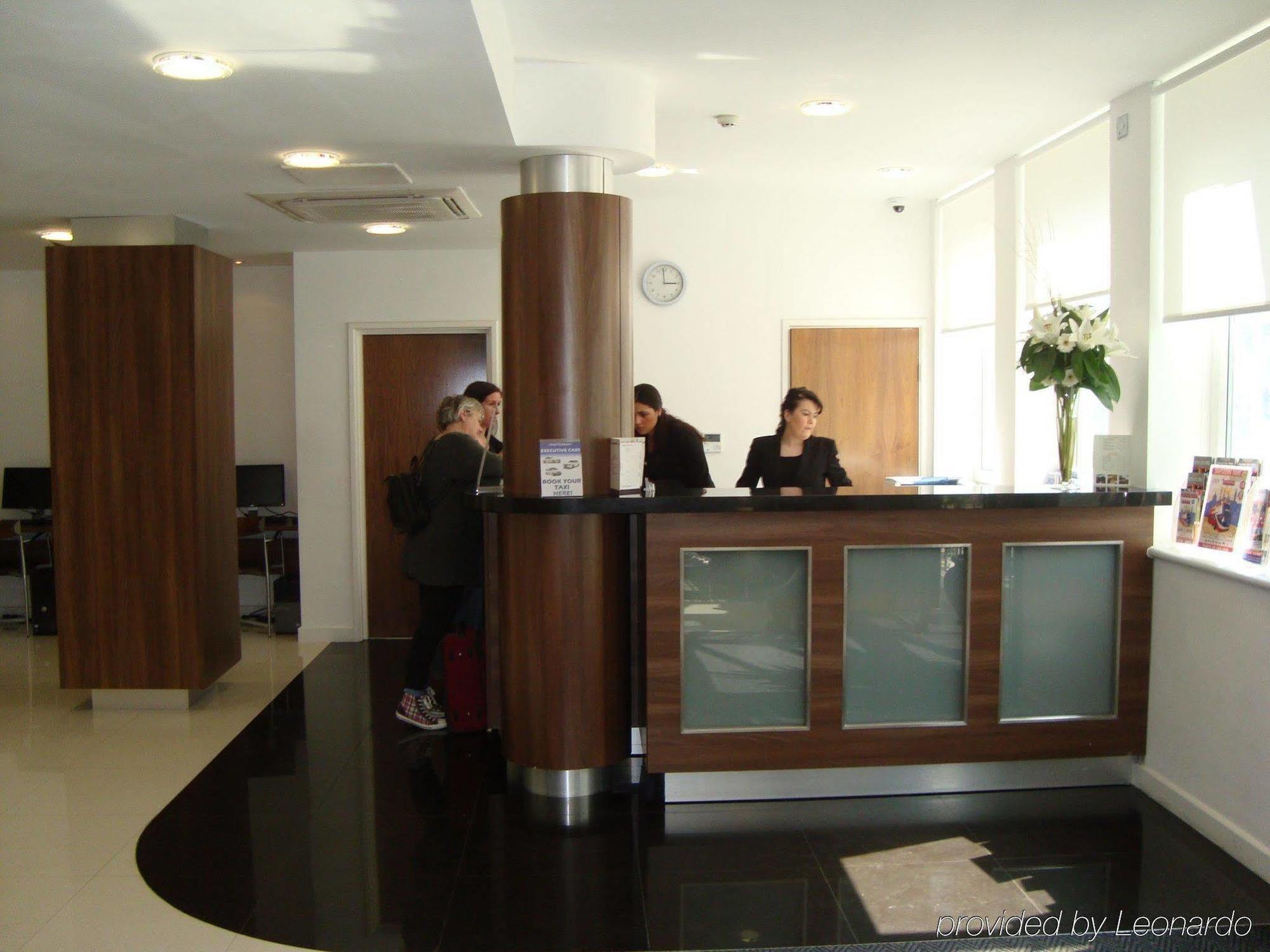 Hotel Ambassadors London