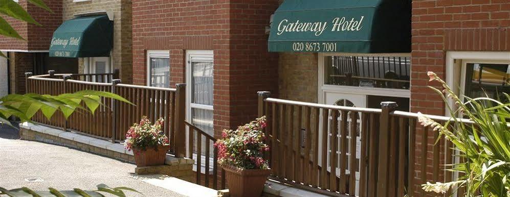 Hotel The Gateway