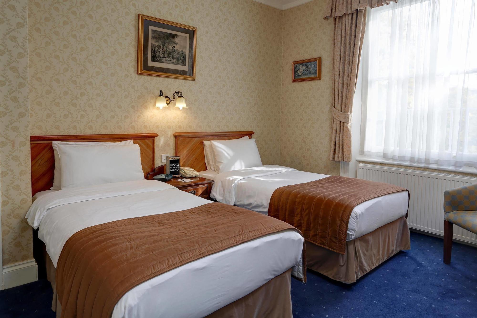 Western Swiss 3* London