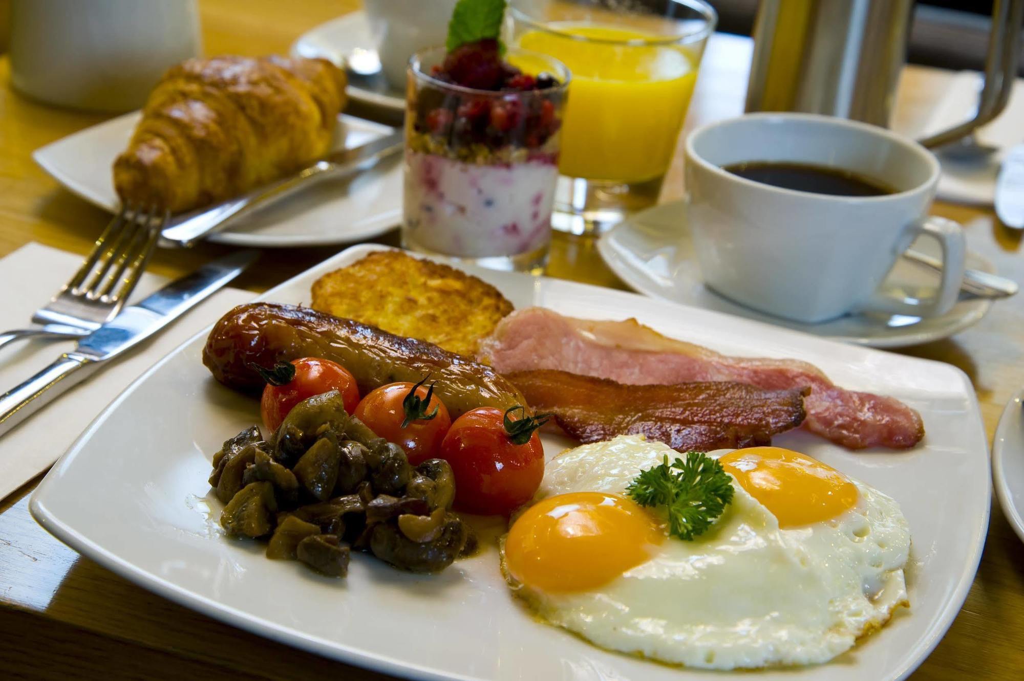 The Rathbone Hotel, Fitzrovia 4* London