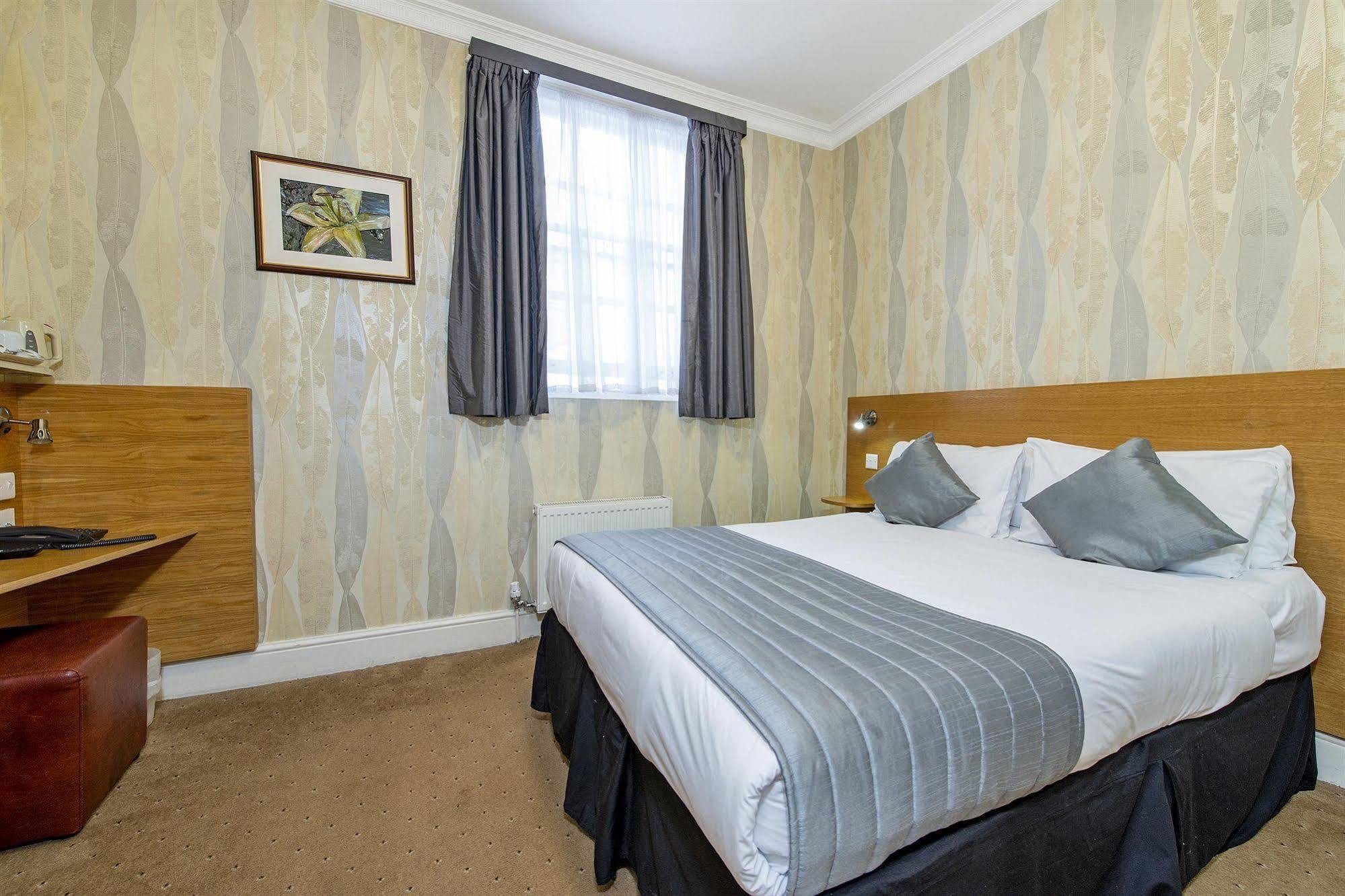 Lidos Hotel London