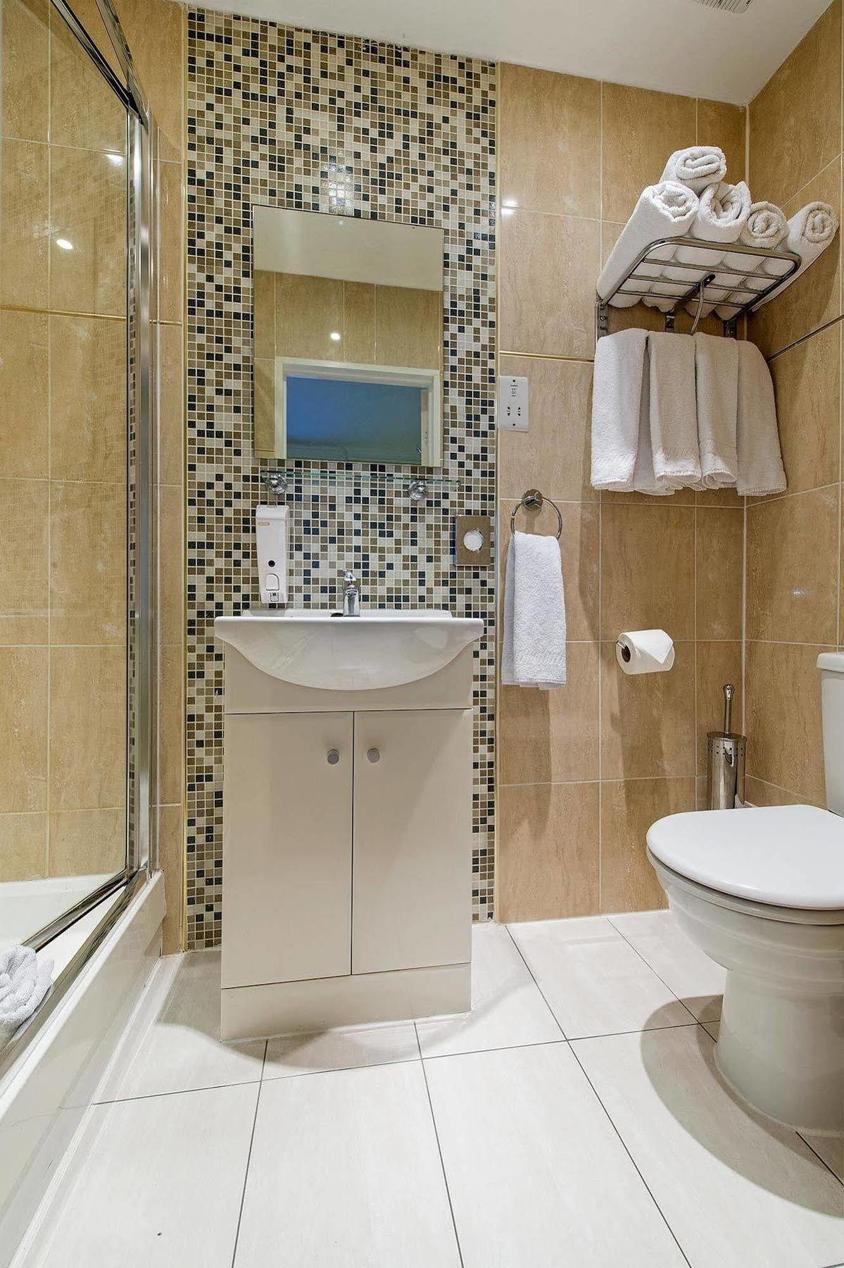 Hotel Lidos London