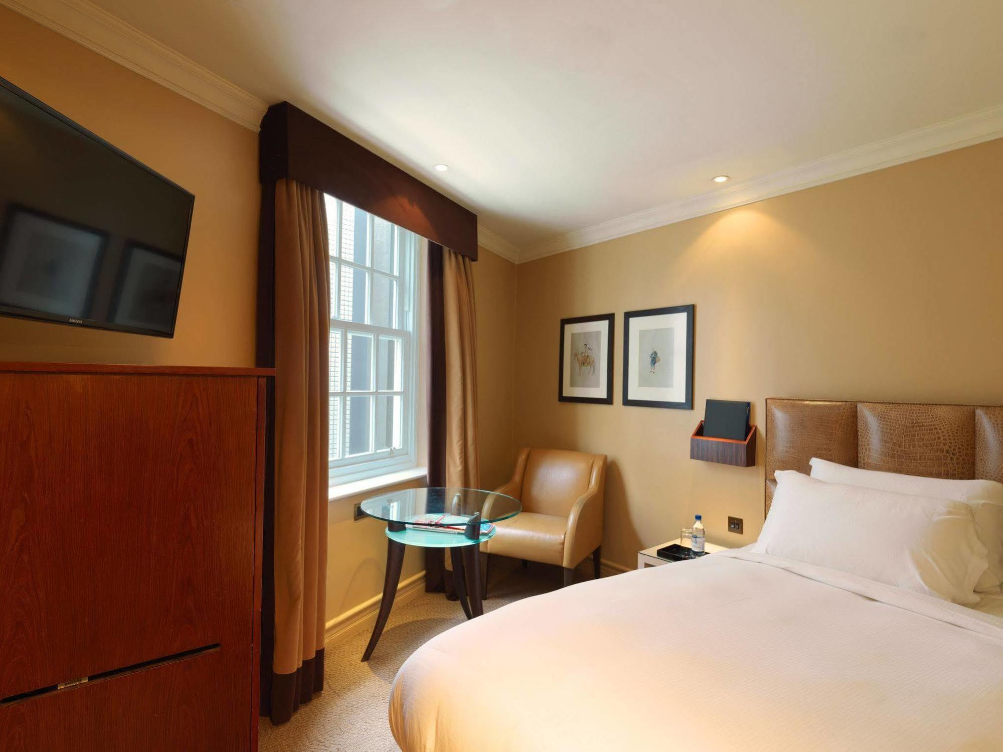 Radisson Blu Hotel, Bond Street Hotel