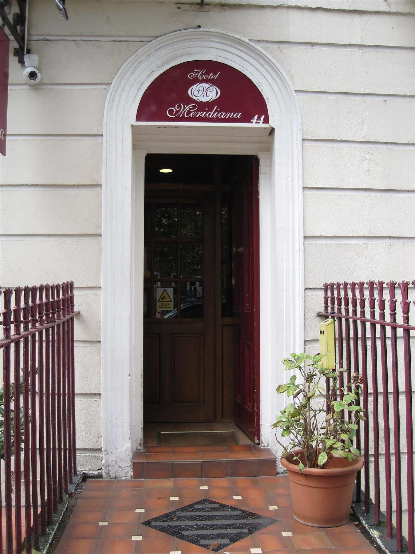 Meridiana Guest house 2*
