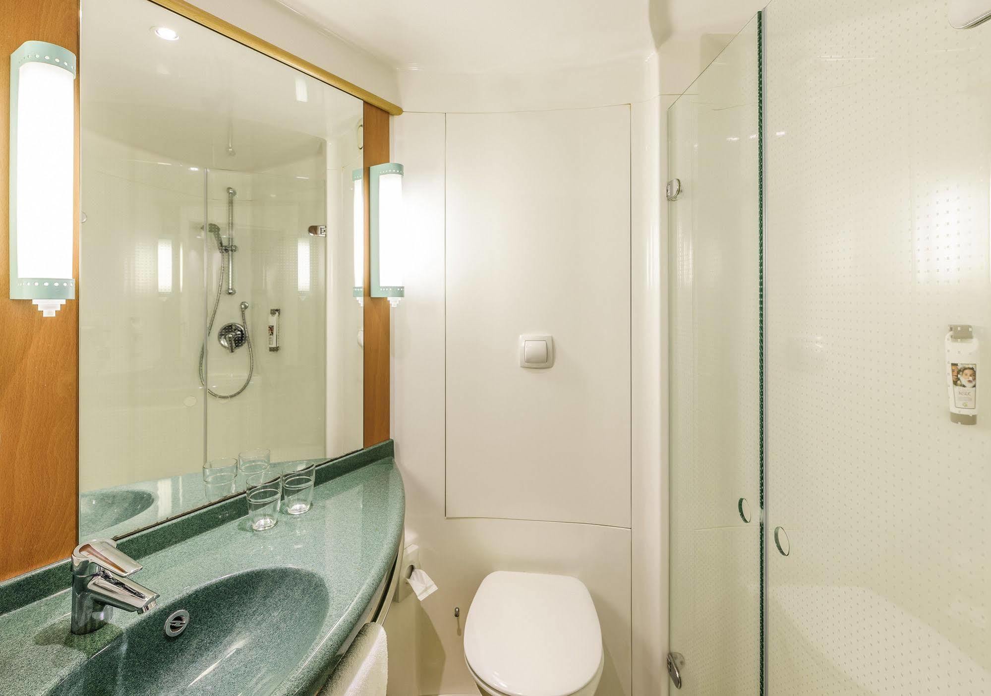 Ibis Excel-docklands Hotel London