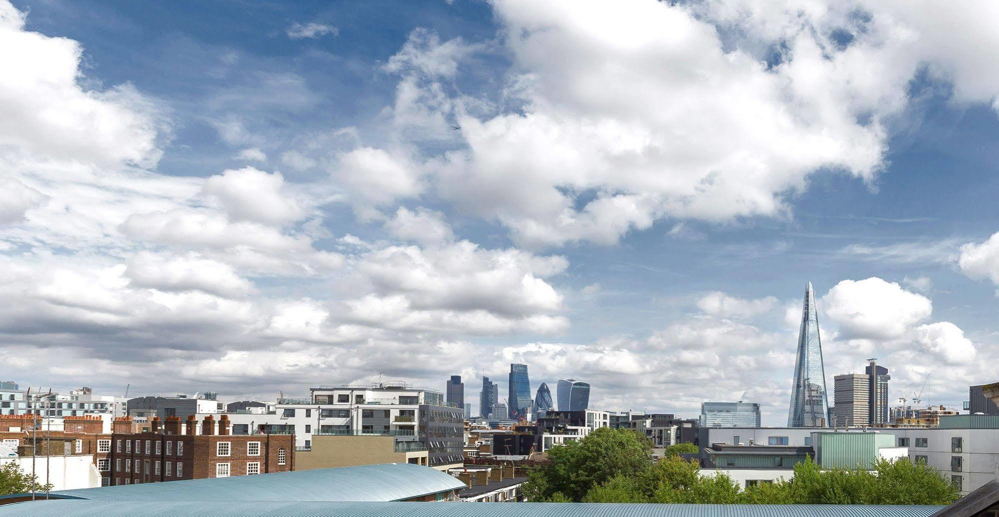 City London Hotel Hotell